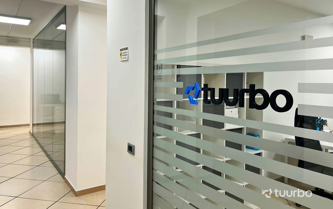 Tuurbo - HQ-min
